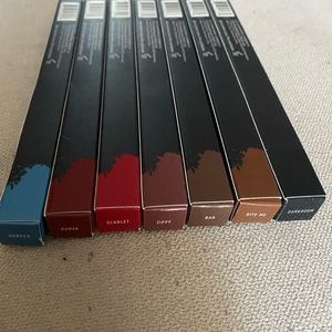Morphe color pencil